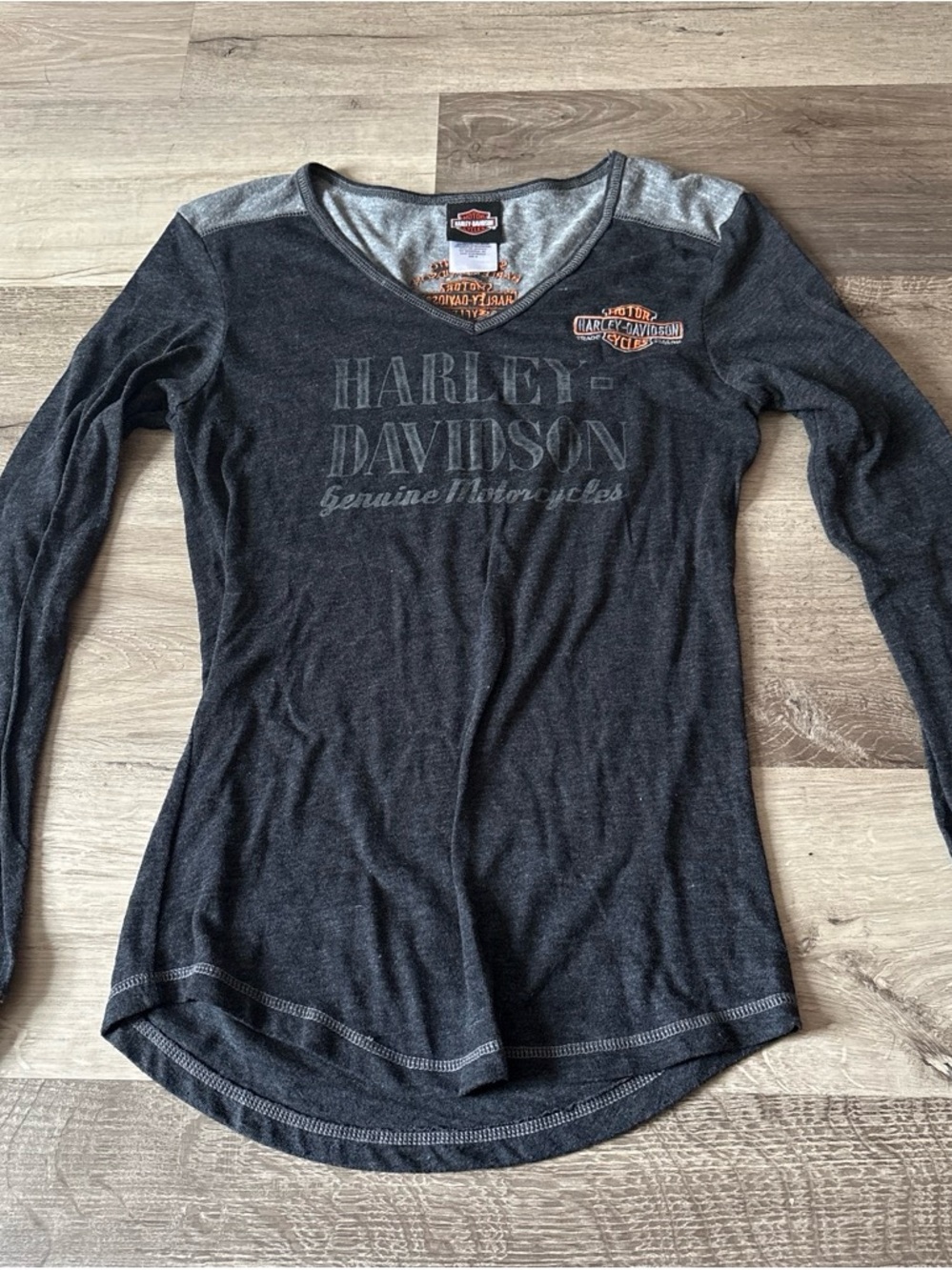 Harley-Davidson Women’s Long Sleeve V-Neck Tee in Charcoal and Heather Gray